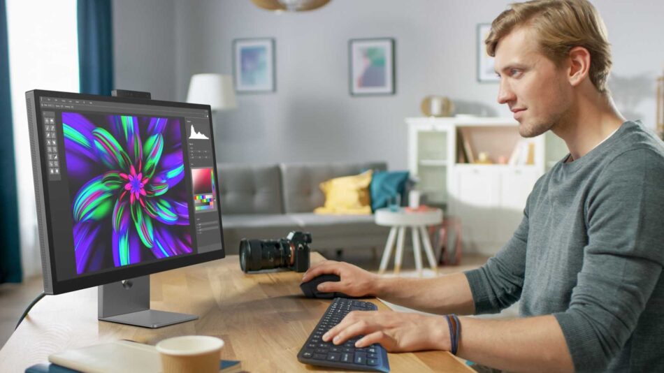 5K Netlik ve Yüksek Renk Doğruluğu: Philips Brilliance 27E3U7903 Monitör Çıktı